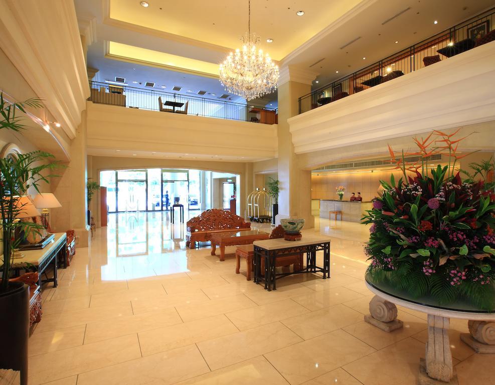 Han Hsien International Hotel Kaohsiung Bagian luar foto